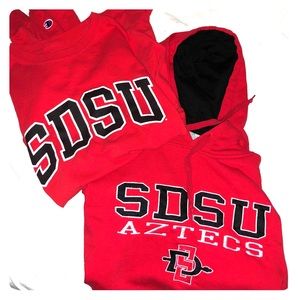 SAN DIEGO STATE UNIVERSITY HOODIE T SHIRT LOT